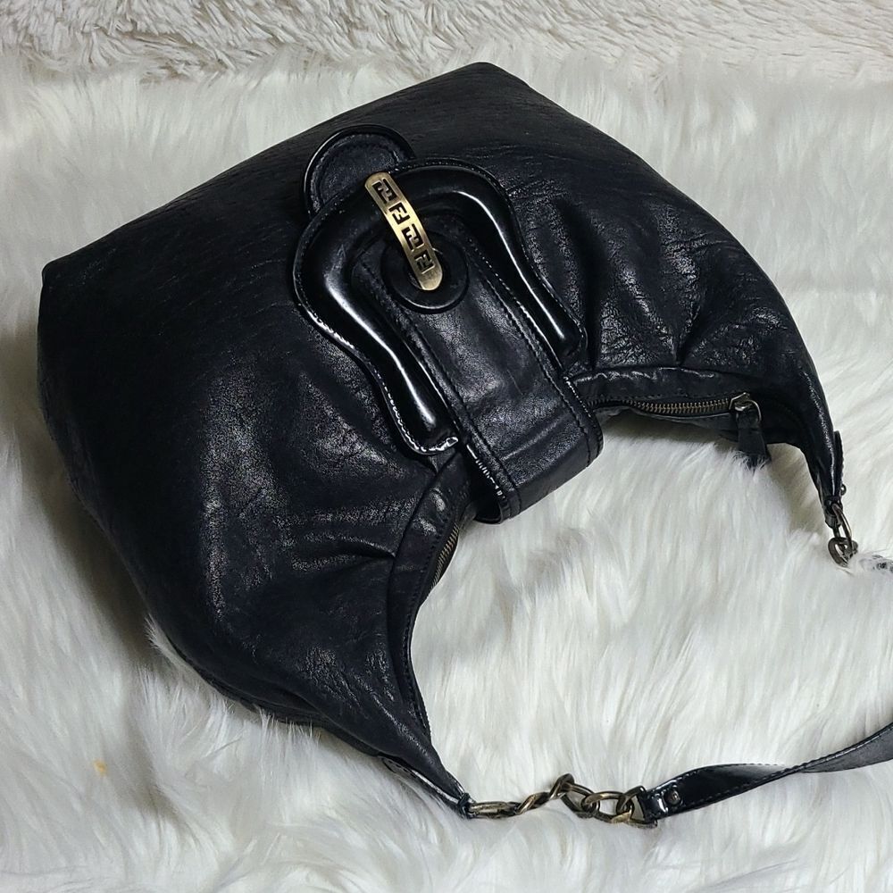 💯 Authentic Fendi Hobo Handbag 🍀 - Picture 6 of 17